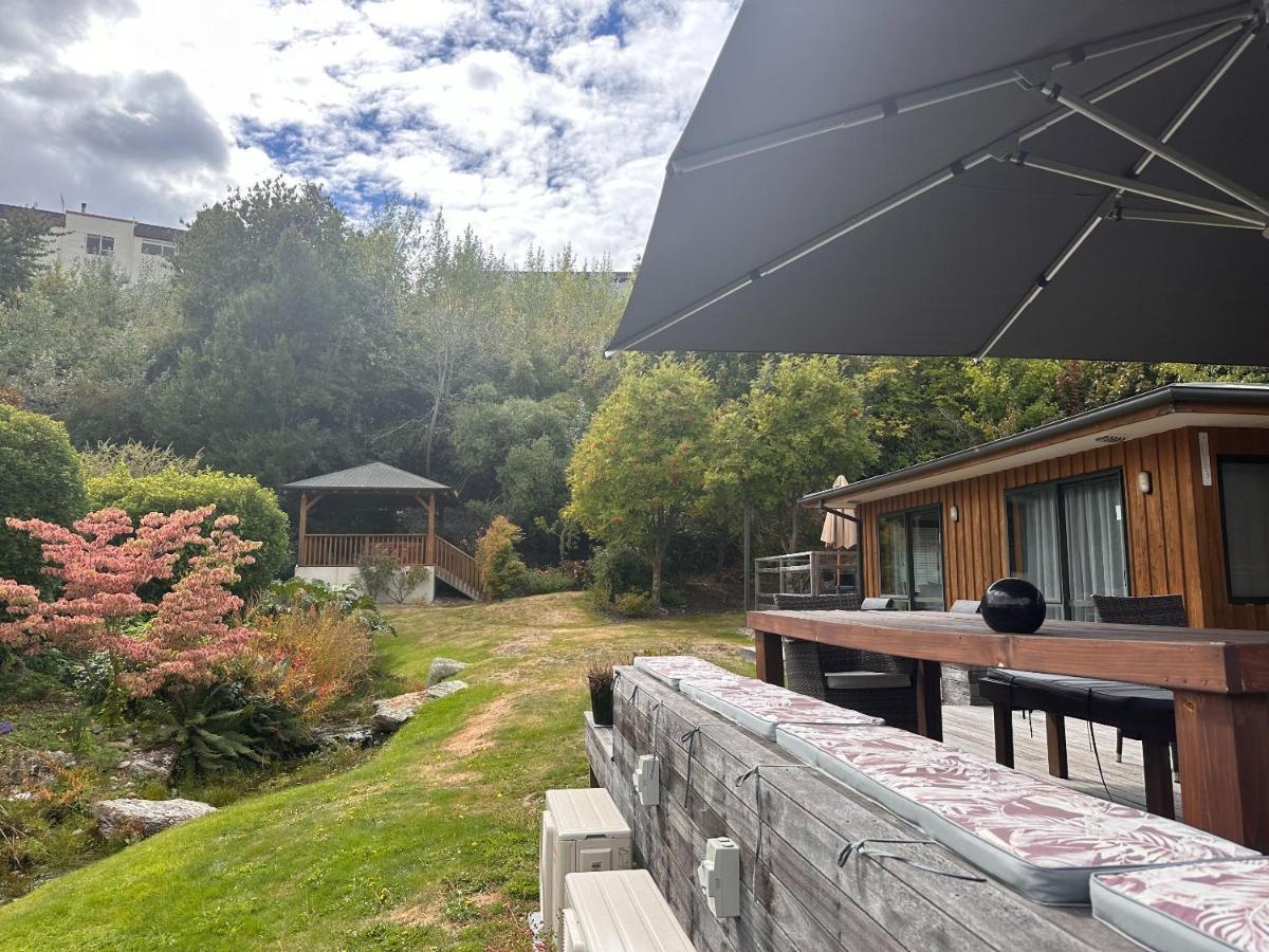 Wanaka Springs Lodge Exterior foto